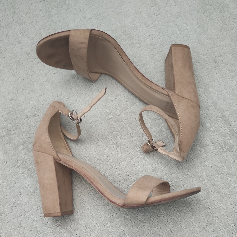 A NEW DAY Elegant Tan Block Heel Sandals